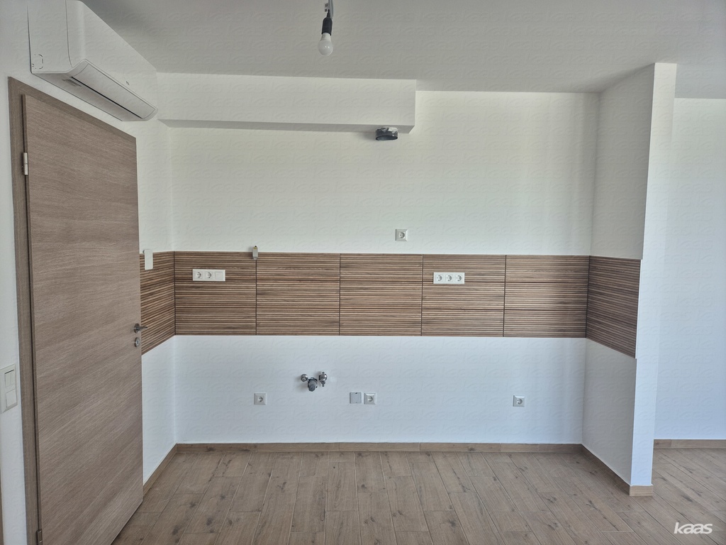 Ingatlan #3827 - 3