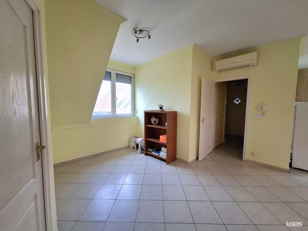 Szeged (Belváros), Josika utca 39/B - 4